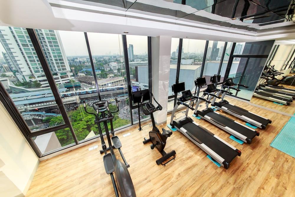 Civic Horizon Hotel & Residence Bangkok Exterior photo
