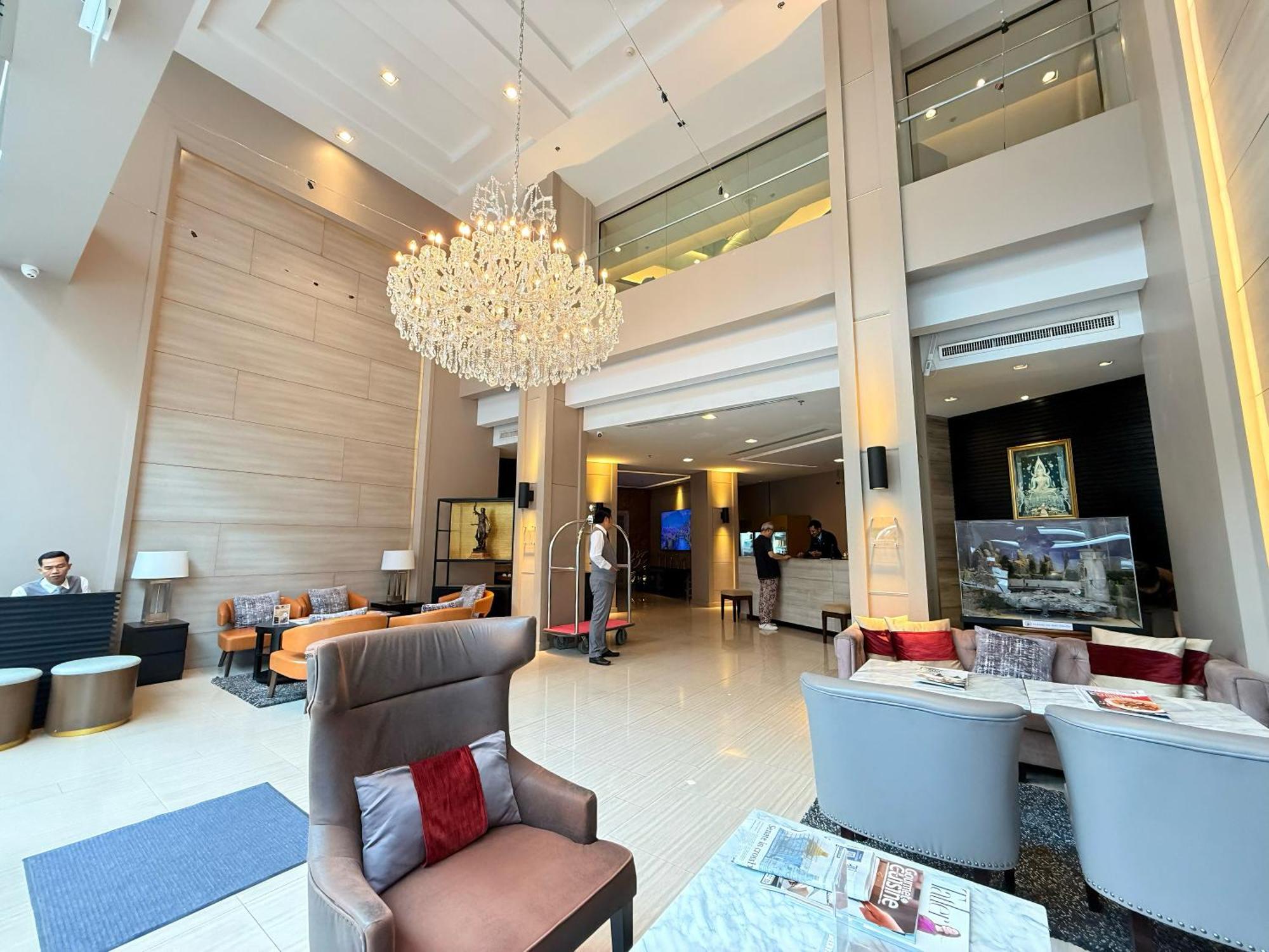 Civic Horizon Hotel & Residence Bangkok Exterior photo